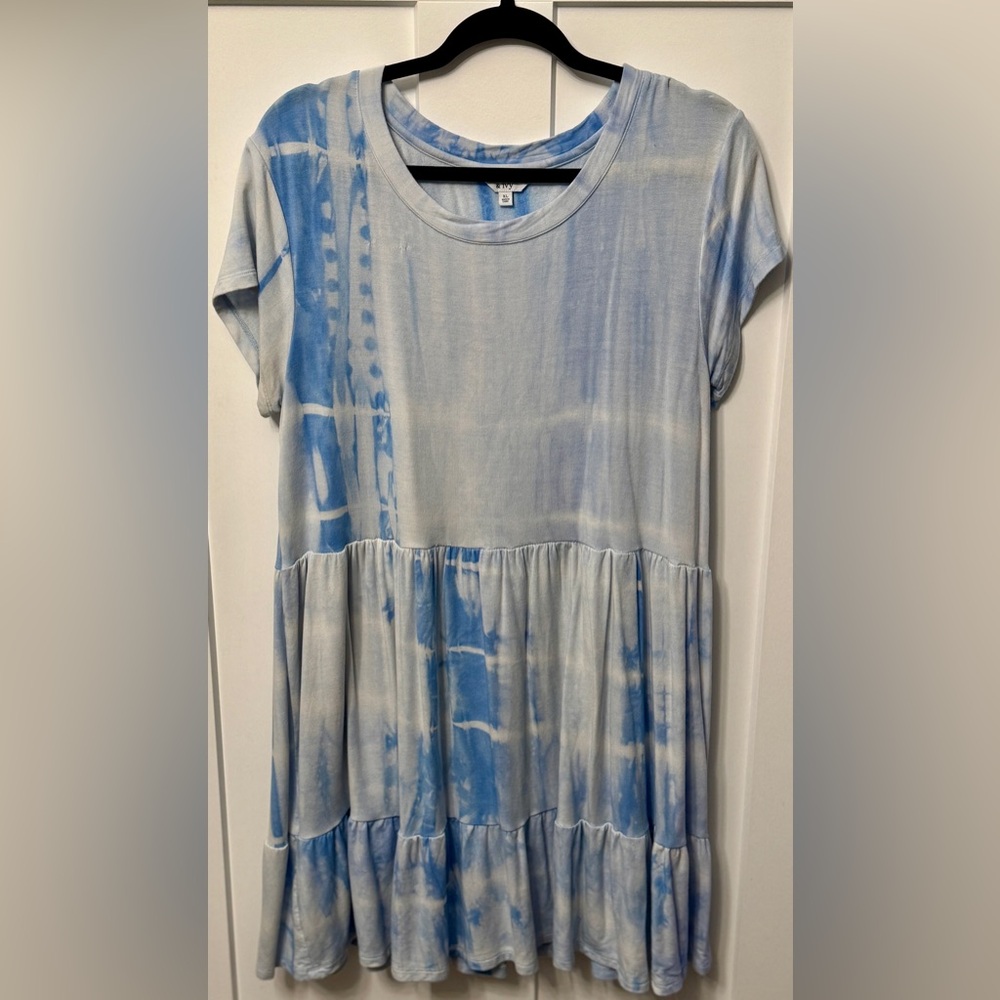 Crown & Ivy Blue Tie-Dye Ruffle Tiered Mini Dress